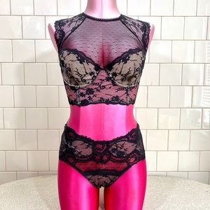 High neck lace bra top with high-rise waist panty.